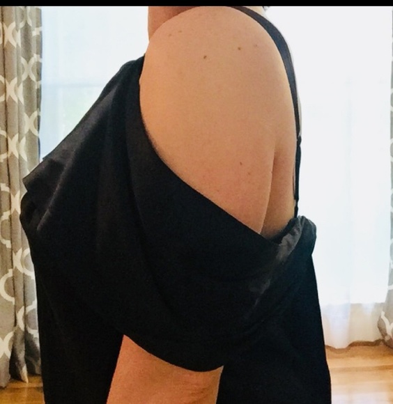 BCBG Tops - BCBG NWT 100% Silk Large Off-Shoulder blouse